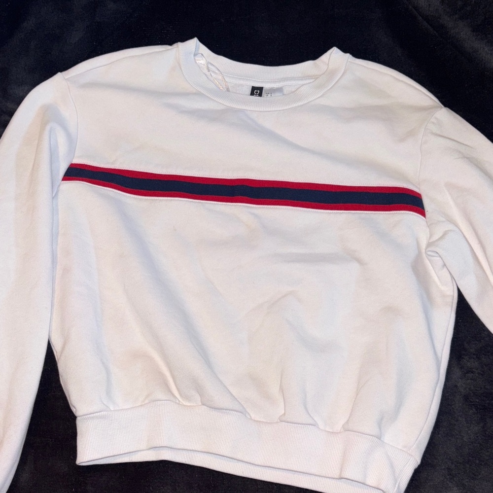 H&M Divided White Crewneck